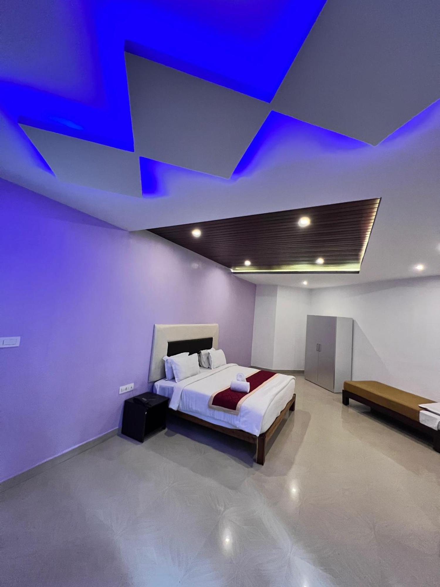 Coorg Nesara Hotel And Resort Kushālnagar Exterior photo