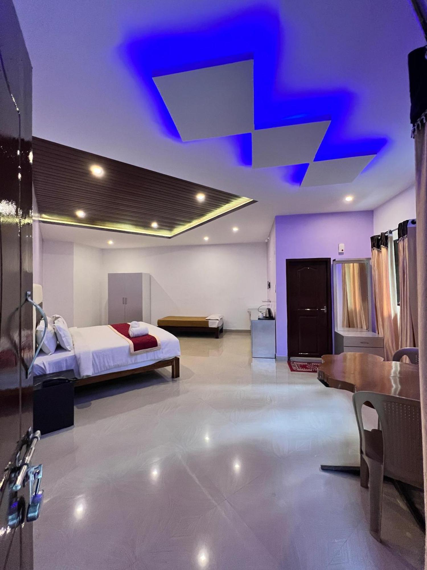 Coorg Nesara Hotel And Resort Kushālnagar Exterior photo